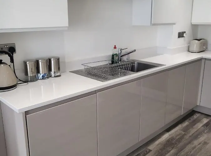 Firn By The Park * 惠特比