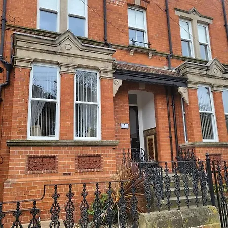 Lägenhet Firn By The Park